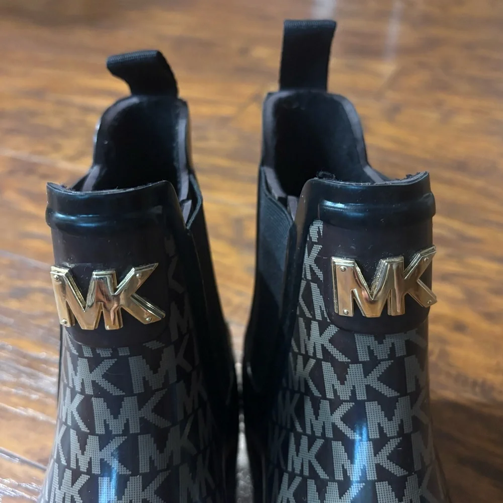 Michael Kors Women’s Brown Rain Boots - Picture 3 of 6